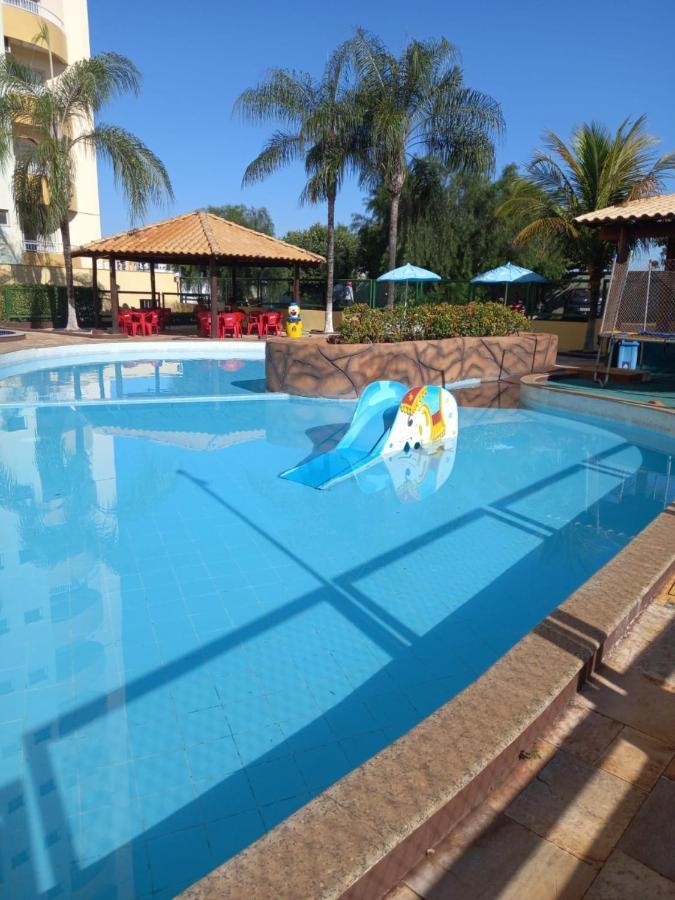 Apartamento Flats Proximo Ao Shopping Singapura - Pode Descer Com Bebidas Para O Park Aquatico 1405 Caldas Novas
