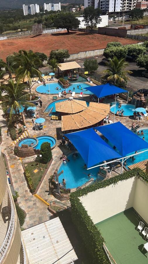 Flats Proximo Ao Shopping Singapura - Pode Descer Com Bebidas Para O Park Aquatico 1405 Apartamento